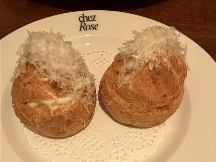 cheese and onion gougeres
